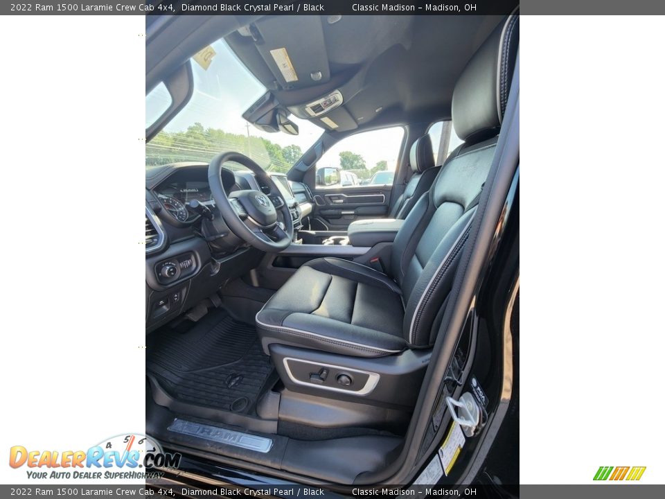 2022 Ram 1500 Laramie Crew Cab 4x4 Diamond Black Crystal Pearl / Black Photo #2