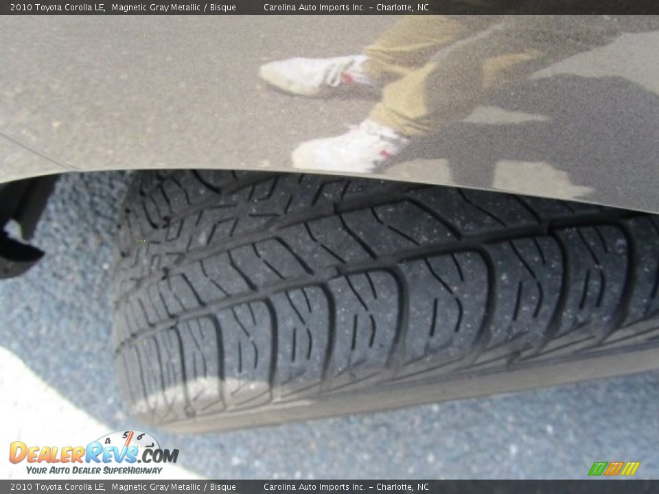 2010 Toyota Corolla LE Magnetic Gray Metallic / Bisque Photo #27