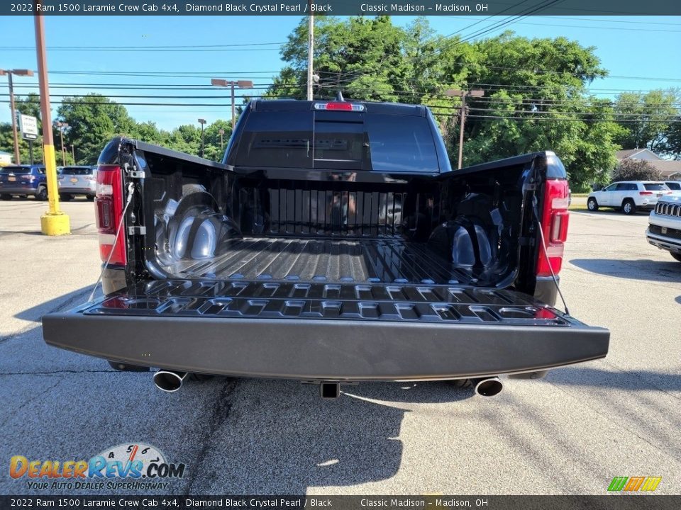 2022 Ram 1500 Laramie Crew Cab 4x4 Diamond Black Crystal Pearl / Black Photo #11
