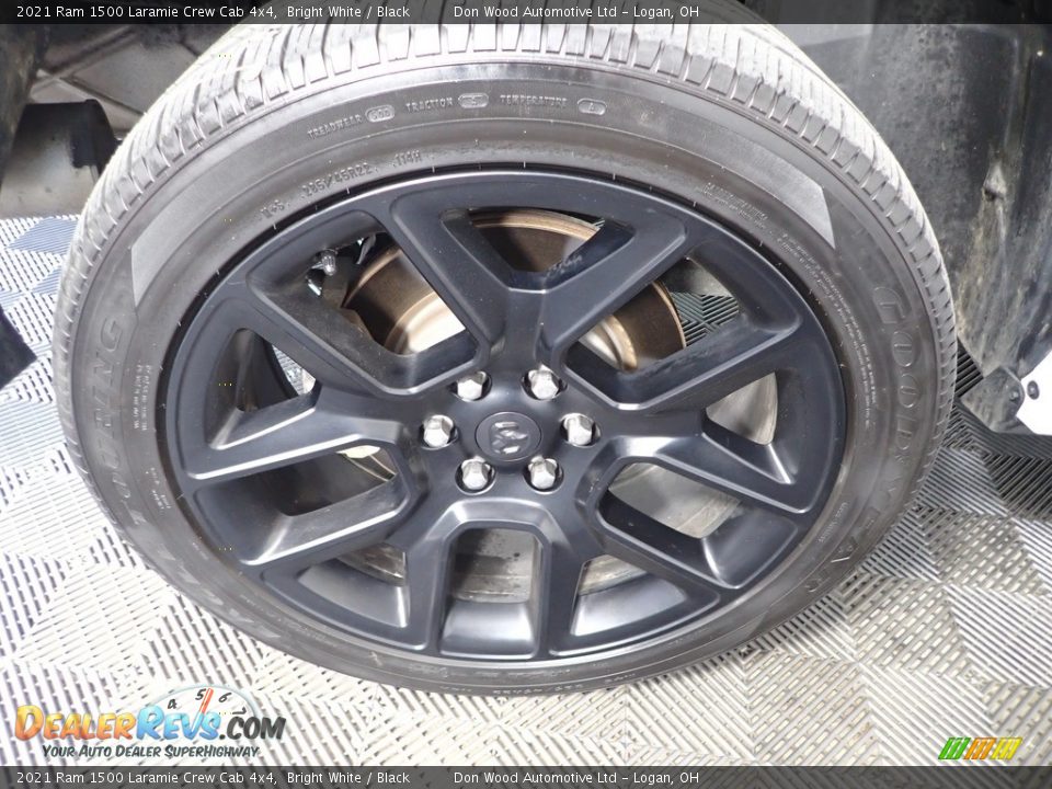 2021 Ram 1500 Laramie Crew Cab 4x4 Bright White / Black Photo #31