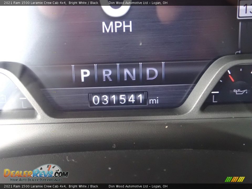 2021 Ram 1500 Laramie Crew Cab 4x4 Bright White / Black Photo #32