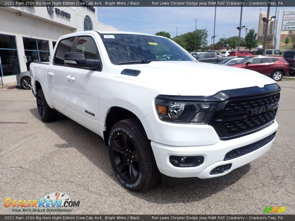 2022 Ram 1500 Big Horn Night Edition Crew Cab 4x4 Bright White / Black Photo #3