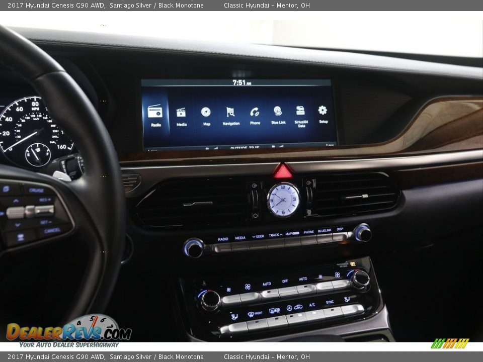 2017 Hyundai Genesis G90 AWD Santiago Silver / Black Monotone Photo #9