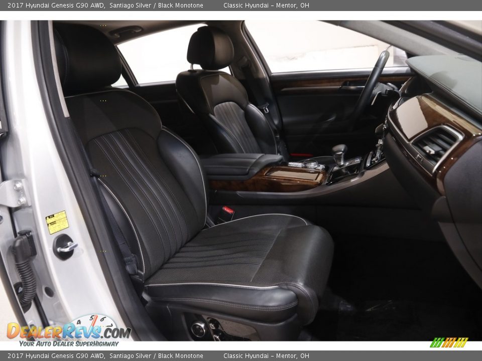 Front Seat of 2017 Hyundai Genesis G90 AWD Photo #18