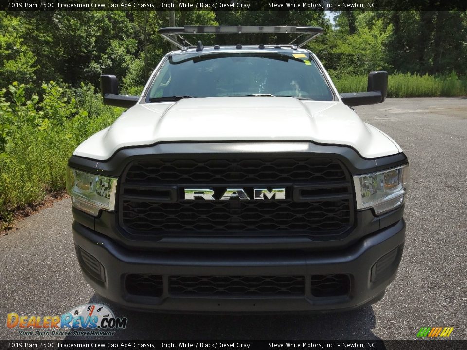 2019 Ram 2500 Tradesman Crew Cab 4x4 Chassis Bright White / Black/Diesel Gray Photo #3
