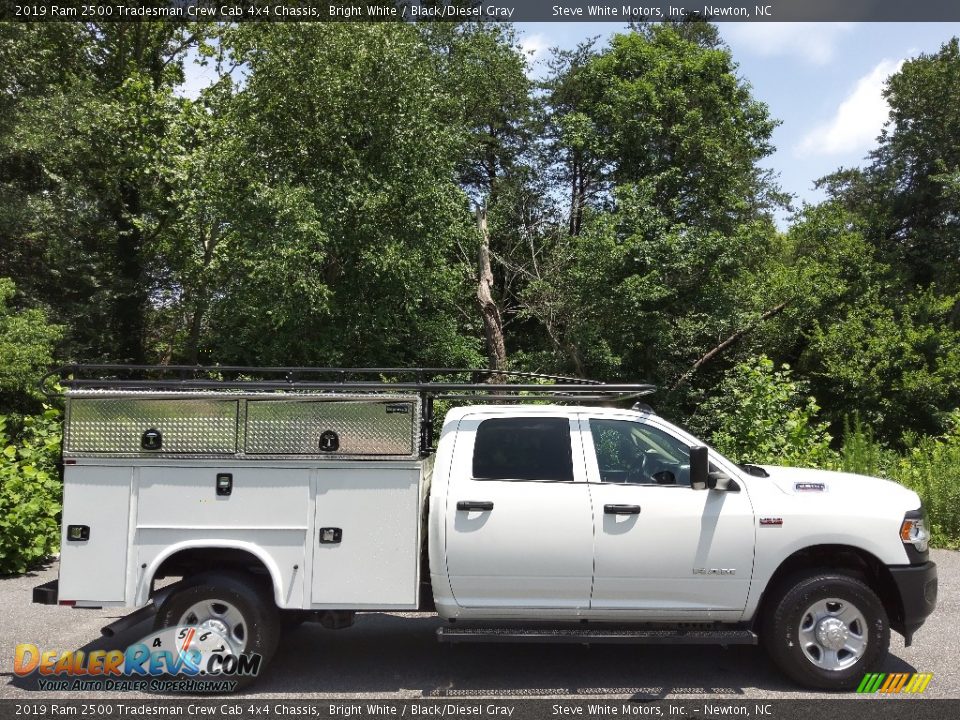 2019 Ram 2500 Tradesman Crew Cab 4x4 Chassis Bright White / Black/Diesel Gray Photo #5