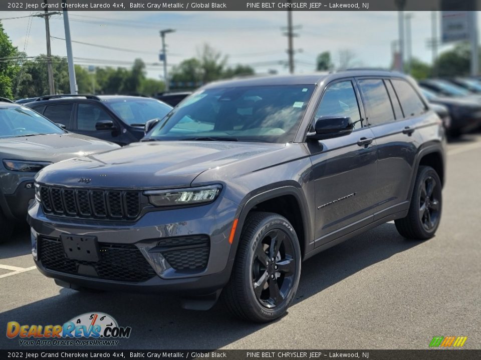 2022 Jeep Grand Cherokee Laredo 4x4 Baltic Gray Metallic / Global Black Photo #1