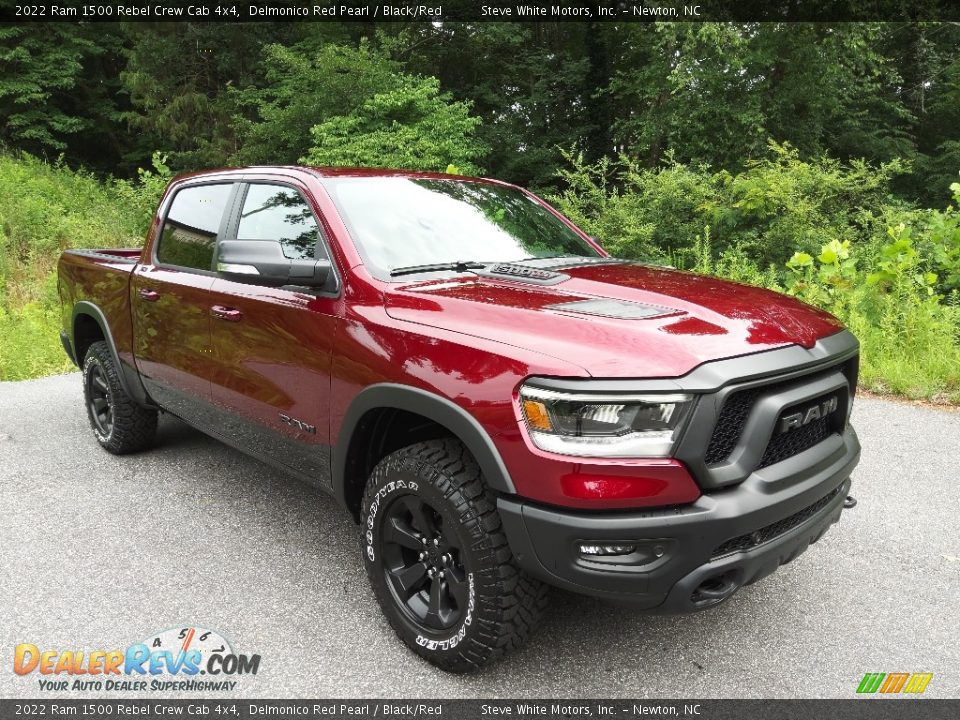 Front 3/4 View of 2022 Ram 1500 Rebel Crew Cab 4x4 Photo #4