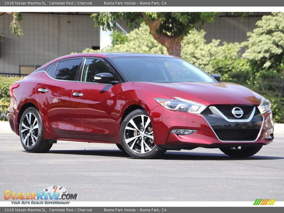 Front 3/4 View of 2018 Nissan Maxima SL Photo #2