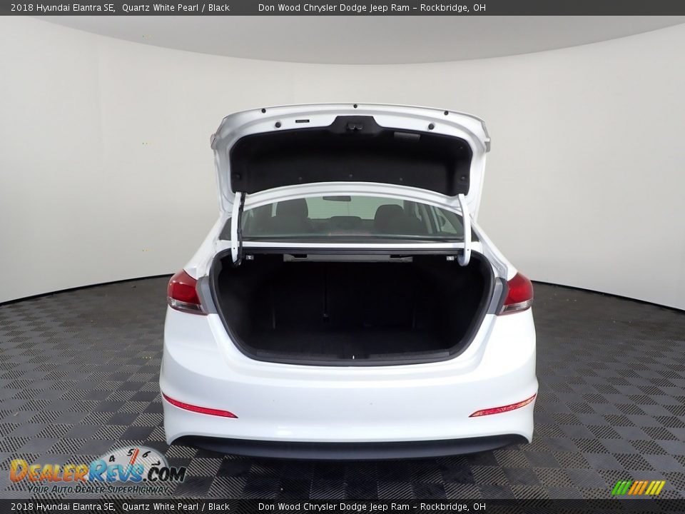 2018 Hyundai Elantra SE Quartz White Pearl / Black Photo #6