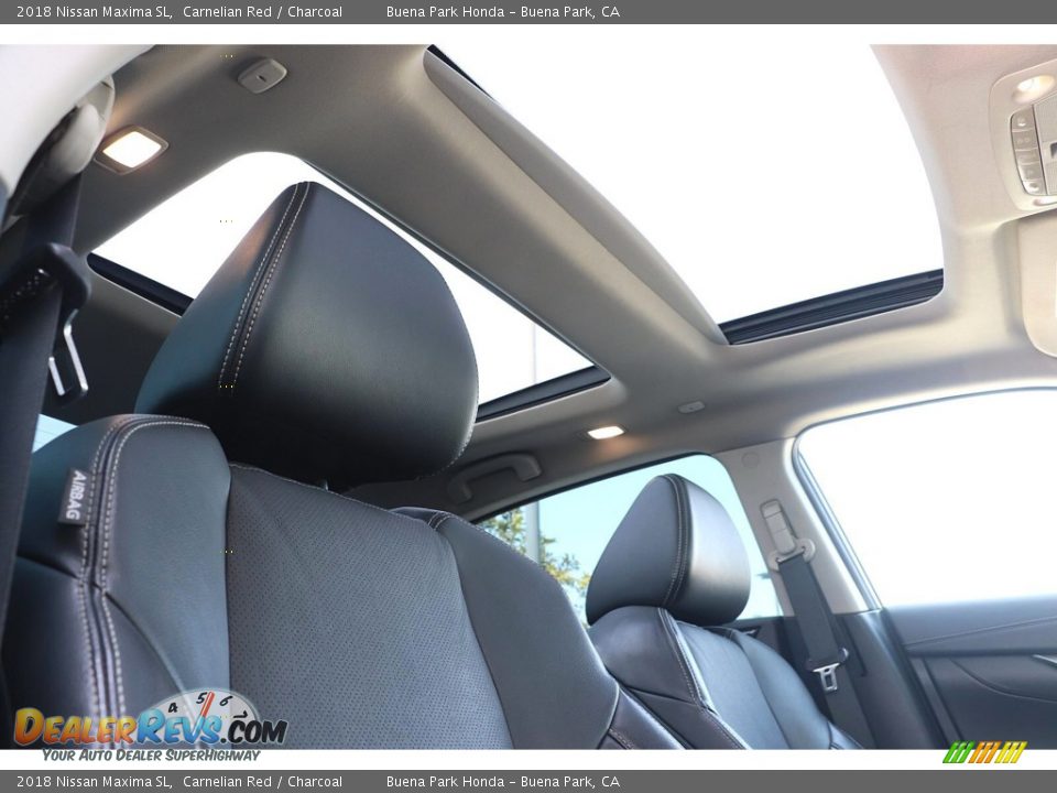 Sunroof of 2018 Nissan Maxima SL Photo #20