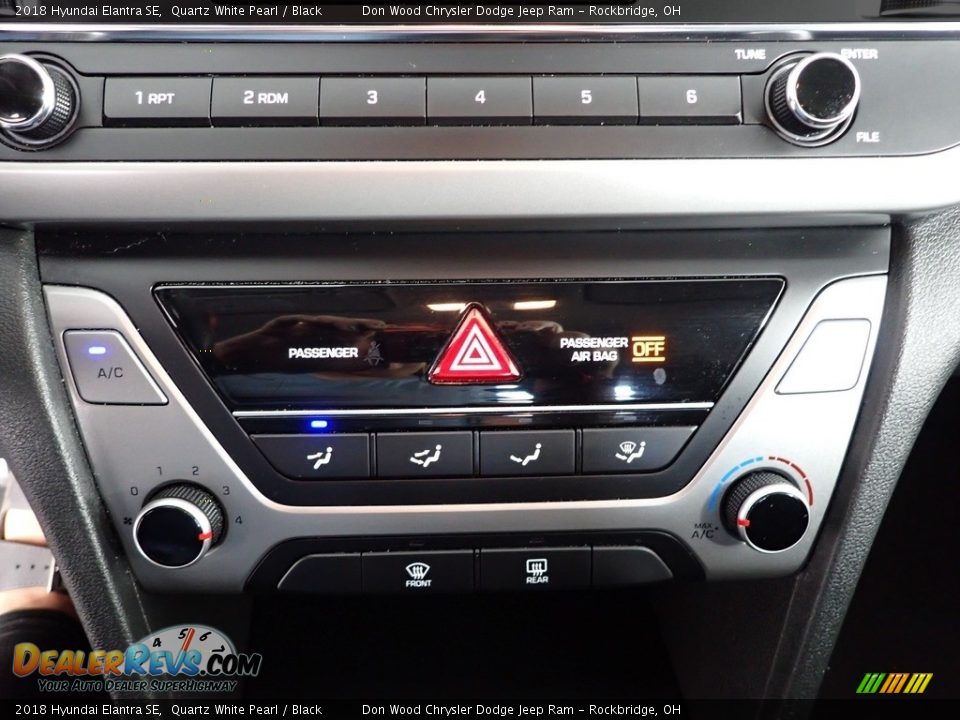 2018 Hyundai Elantra SE Quartz White Pearl / Black Photo #18
