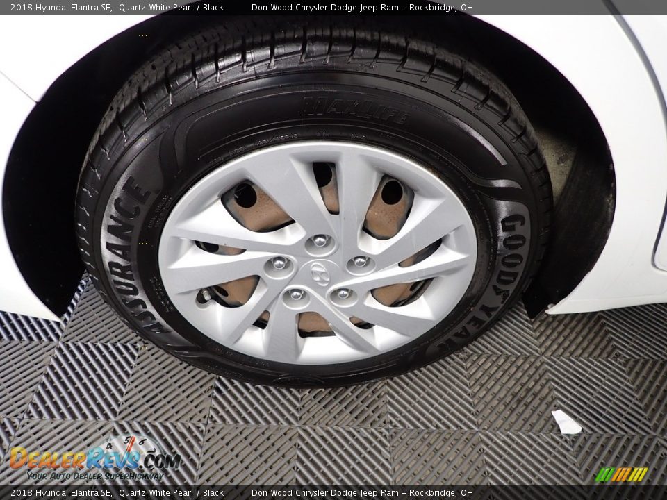 2018 Hyundai Elantra SE Quartz White Pearl / Black Photo #28