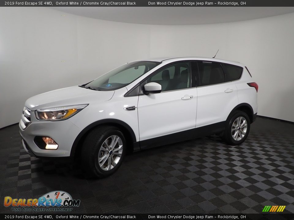 2019 Ford Escape SE 4WD Oxford White / Chromite Gray/Charcoal Black Photo #6