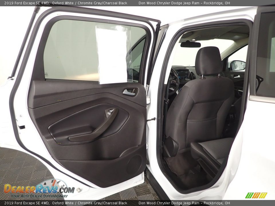 2019 Ford Escape SE 4WD Oxford White / Chromite Gray/Charcoal Black Photo #23