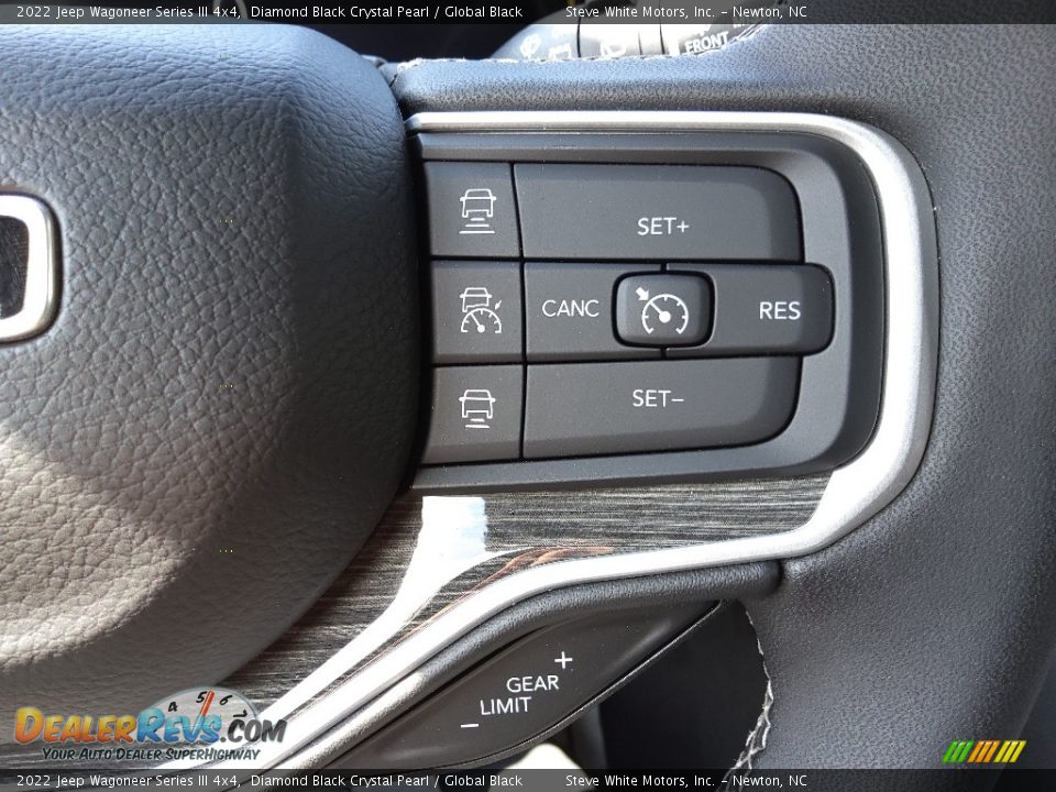 2022 Jeep Wagoneer Series III 4x4 Steering Wheel Photo #23