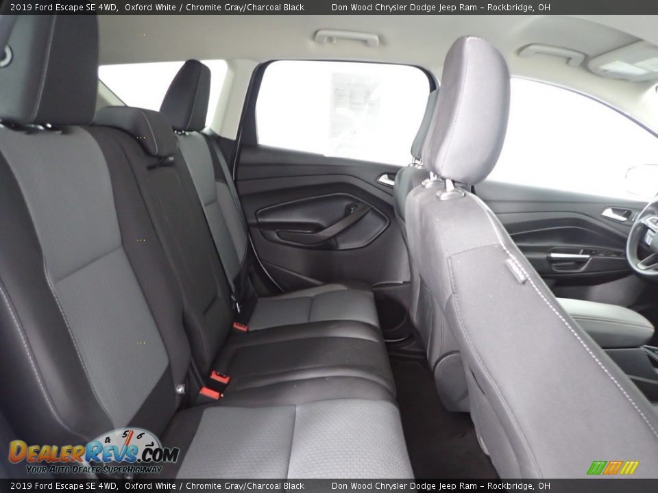 2019 Ford Escape SE 4WD Oxford White / Chromite Gray/Charcoal Black Photo #29