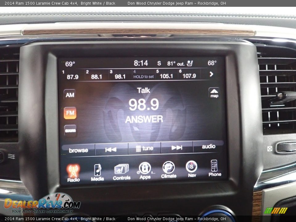 2014 Ram 1500 Laramie Crew Cab 4x4 Bright White / Black Photo #3