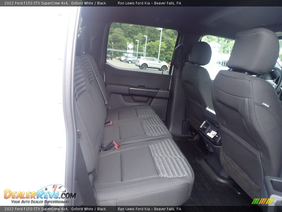 2022 Ford F150 STX SuperCrew 4x4 Oxford White / Black Photo #11
