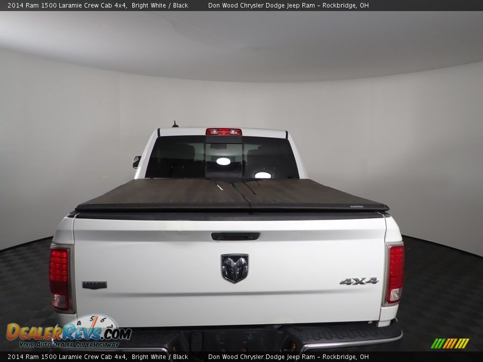 2014 Ram 1500 Laramie Crew Cab 4x4 Bright White / Black Photo #10