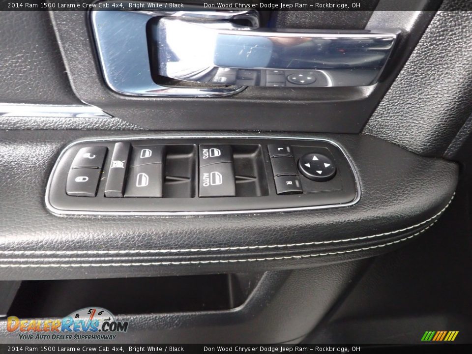 2014 Ram 1500 Laramie Crew Cab 4x4 Bright White / Black Photo #13