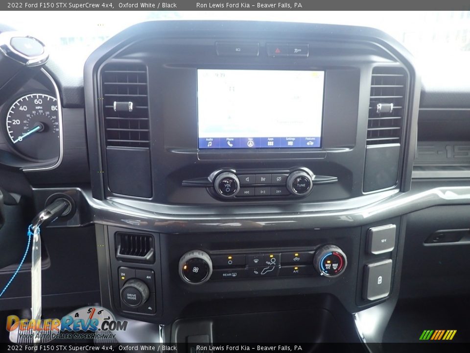 Controls of 2022 Ford F150 STX SuperCrew 4x4 Photo #18