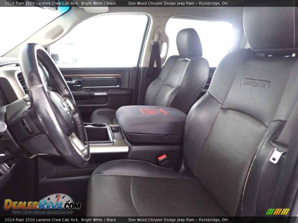 2014 Ram 1500 Laramie Crew Cab 4x4 Bright White / Black Photo #15