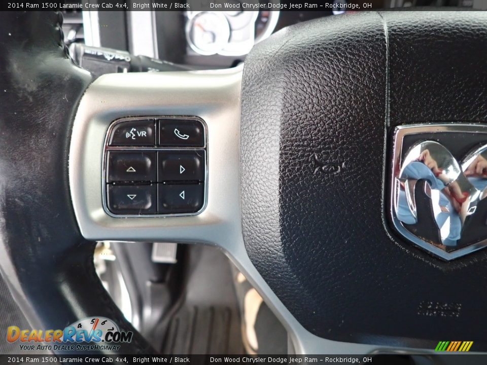 2014 Ram 1500 Laramie Crew Cab 4x4 Bright White / Black Photo #17