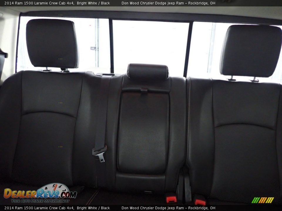 2014 Ram 1500 Laramie Crew Cab 4x4 Bright White / Black Photo #22