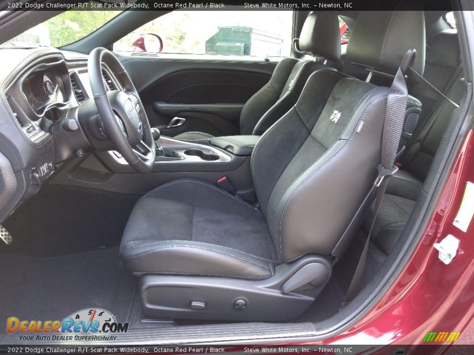 Front Seat of 2022 Dodge Challenger R/T Scat Pack Widebody Photo #10