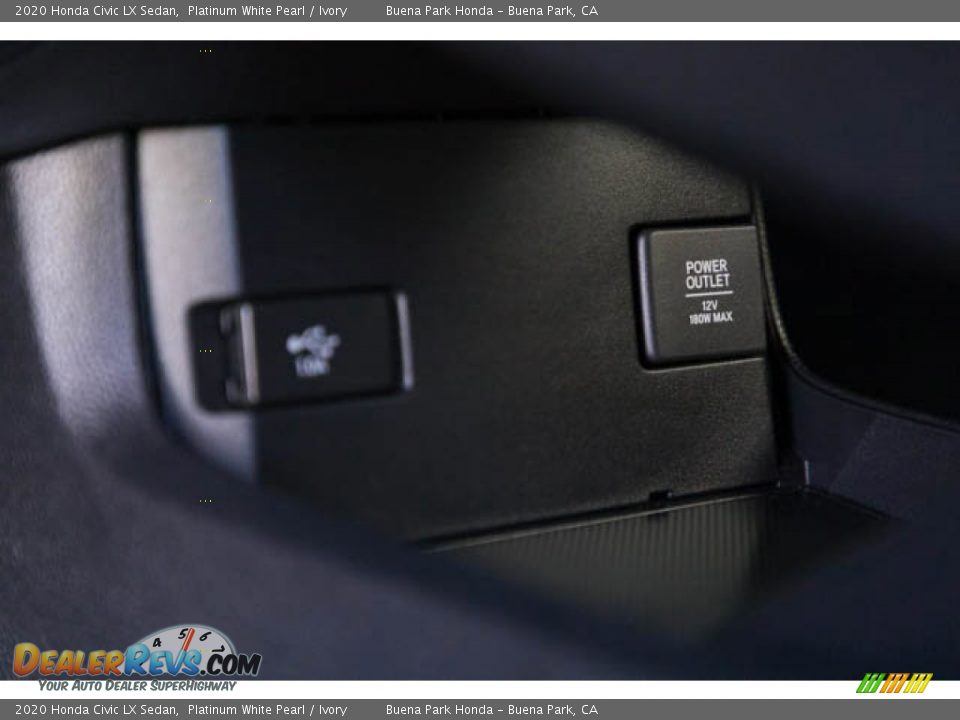 2020 Honda Civic LX Sedan Platinum White Pearl / Ivory Photo #18