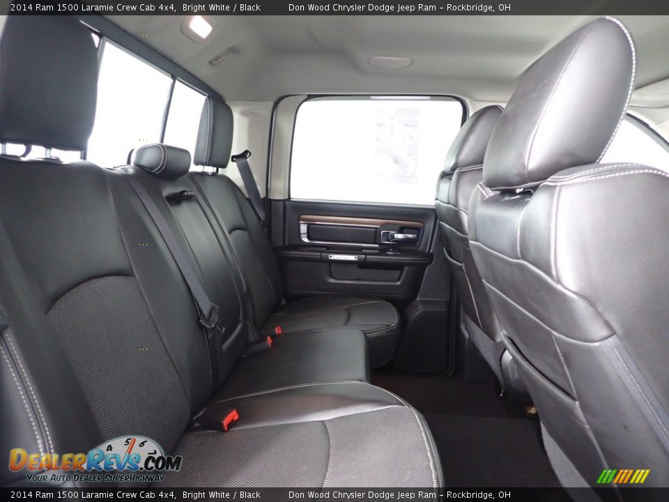 2014 Ram 1500 Laramie Crew Cab 4x4 Bright White / Black Photo #31