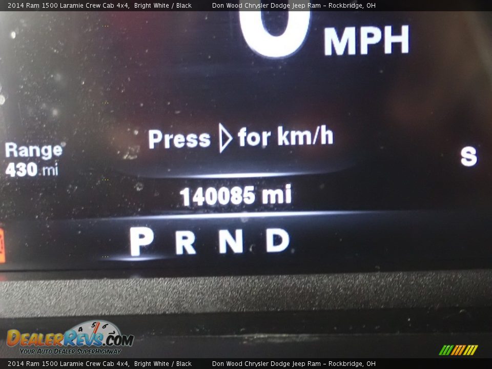 2014 Ram 1500 Laramie Crew Cab 4x4 Bright White / Black Photo #33