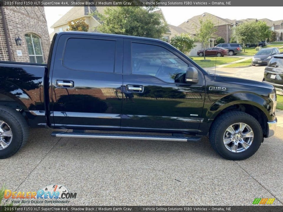 2016 Ford F150 XLT SuperCrew 4x4 Shadow Black / Medium Earth Gray Photo #1