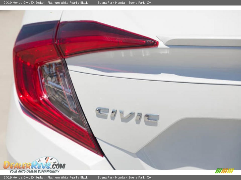 2019 Honda Civic EX Sedan Platinum White Pearl / Black Photo #10
