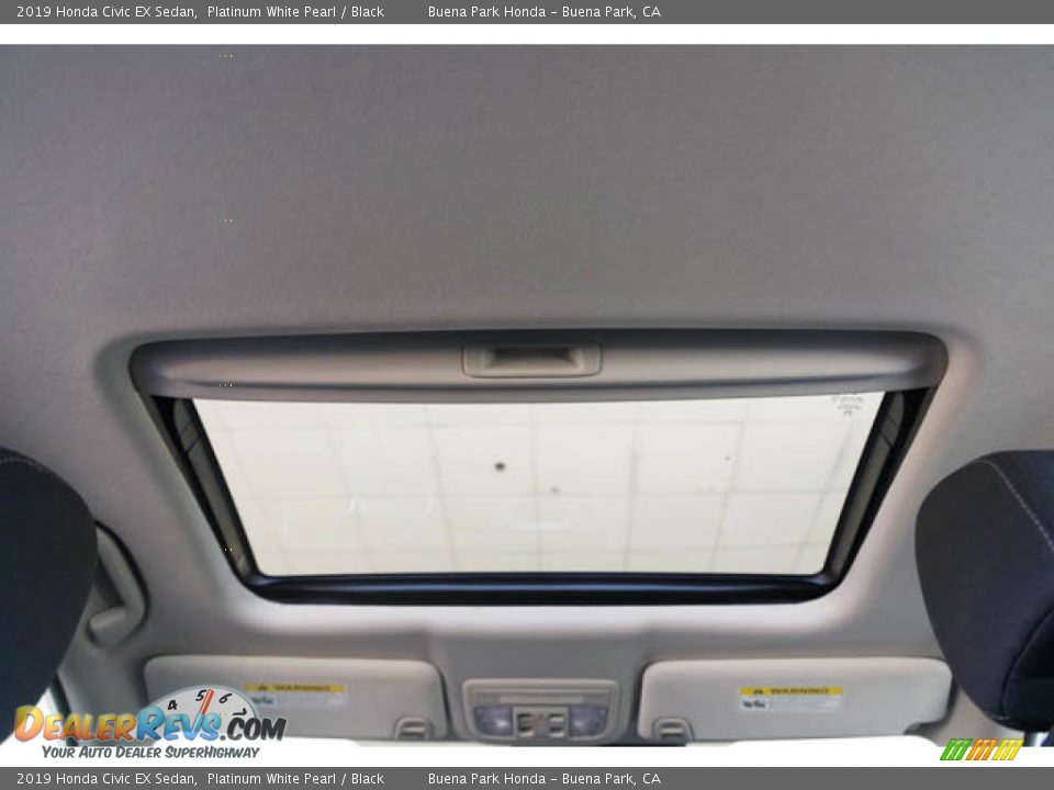 2019 Honda Civic EX Sedan Platinum White Pearl / Black Photo #18