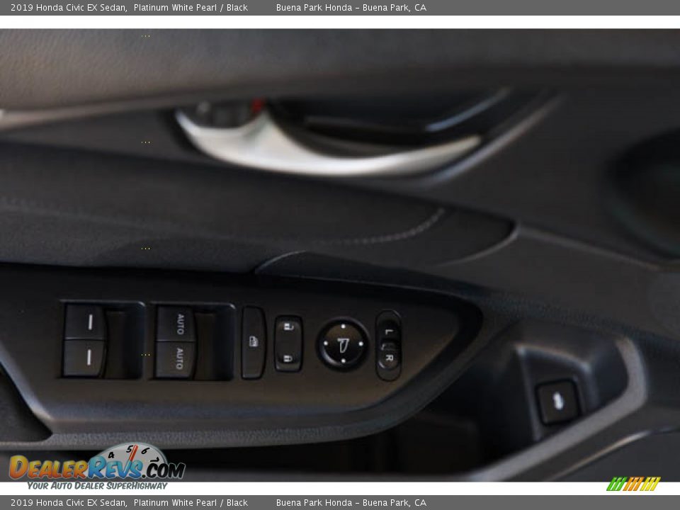 2019 Honda Civic EX Sedan Platinum White Pearl / Black Photo #31