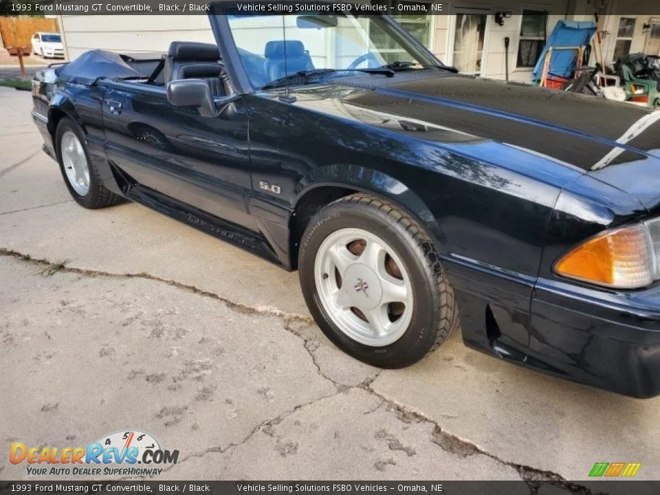 1993 Ford Mustang GT Convertible Black / Black Photo #2