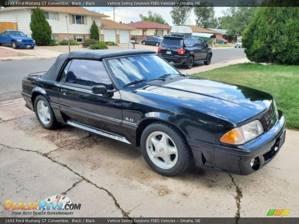 1993 Ford Mustang GT Convertible Black / Black Photo #12