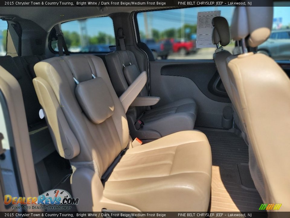 2015 Chrysler Town & Country Touring Bright White / Dark Frost Beige/Medium Frost Beige Photo #6