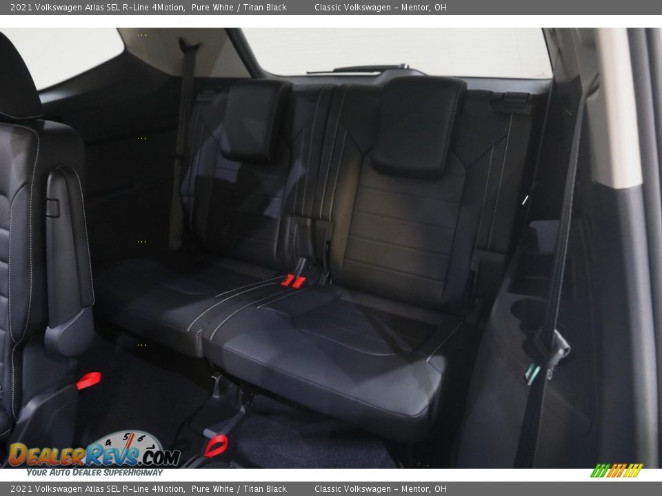 2021 Volkswagen Atlas SEL R-Line 4Motion Pure White / Titan Black Photo #17