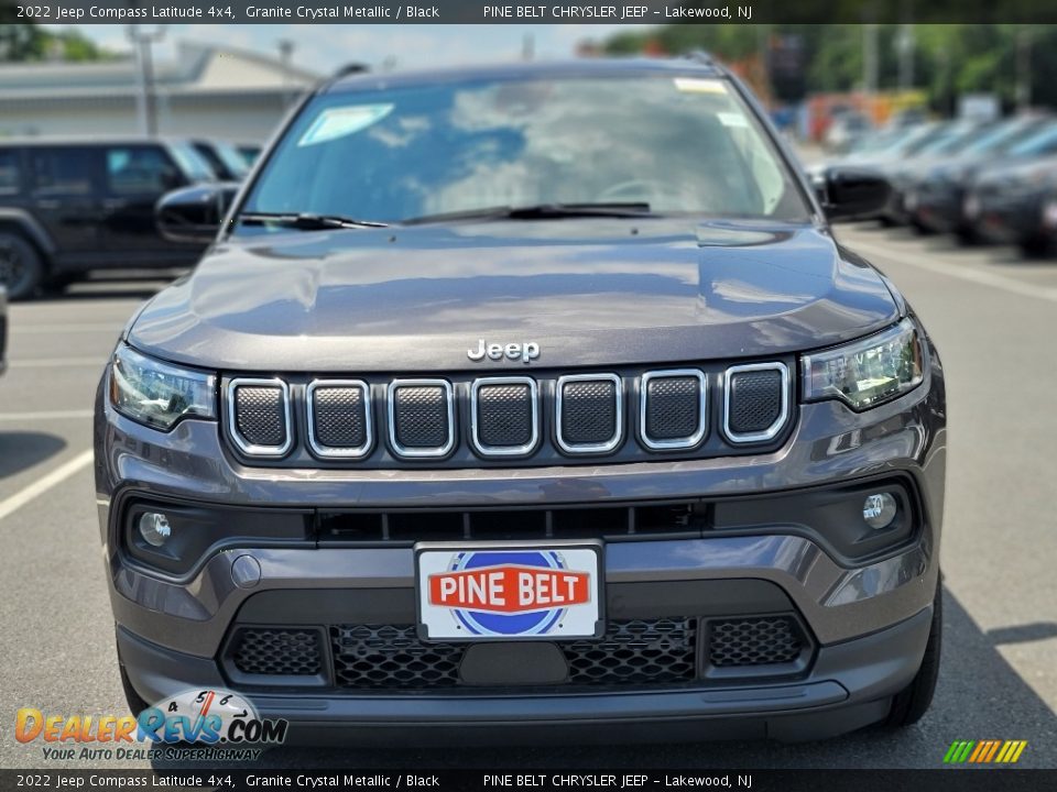 2022 Jeep Compass Latitude 4x4 Granite Crystal Metallic / Black Photo #2