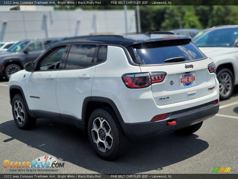 2022 Jeep Compass Trailhawk 4x4 Bright White / Black/Ruby Red Photo #4