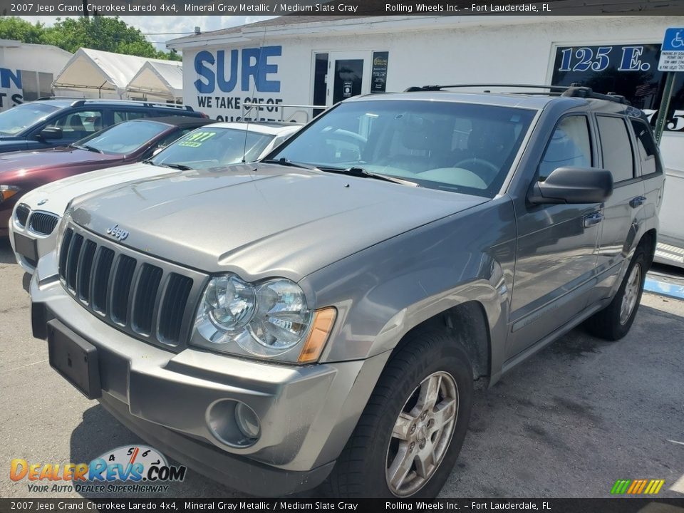 2007 Jeep Grand Cherokee Laredo 4x4 Mineral Gray Metallic / Medium Slate Gray Photo #1
