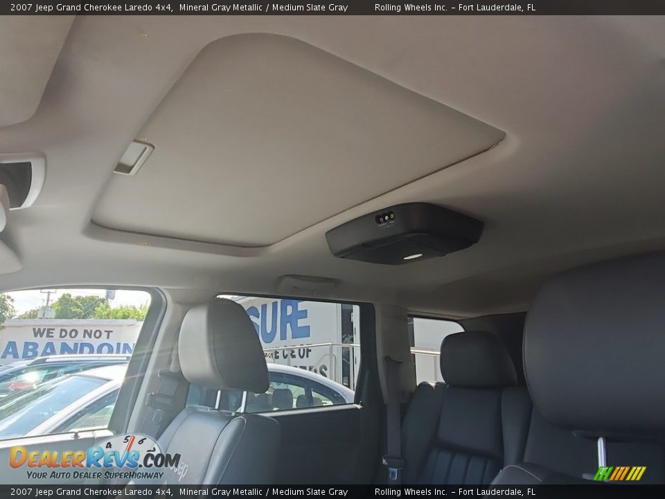 2007 Jeep Grand Cherokee Laredo 4x4 Mineral Gray Metallic / Medium Slate Gray Photo #5