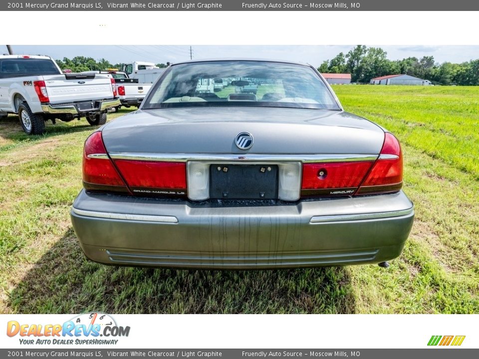 2001 Mercury Grand Marquis LS Vibrant White Clearcoat / Light Graphite Photo #5