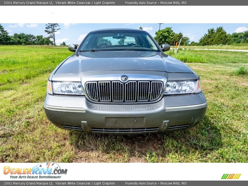 2001 Mercury Grand Marquis LS Vibrant White Clearcoat / Light Graphite Photo #9