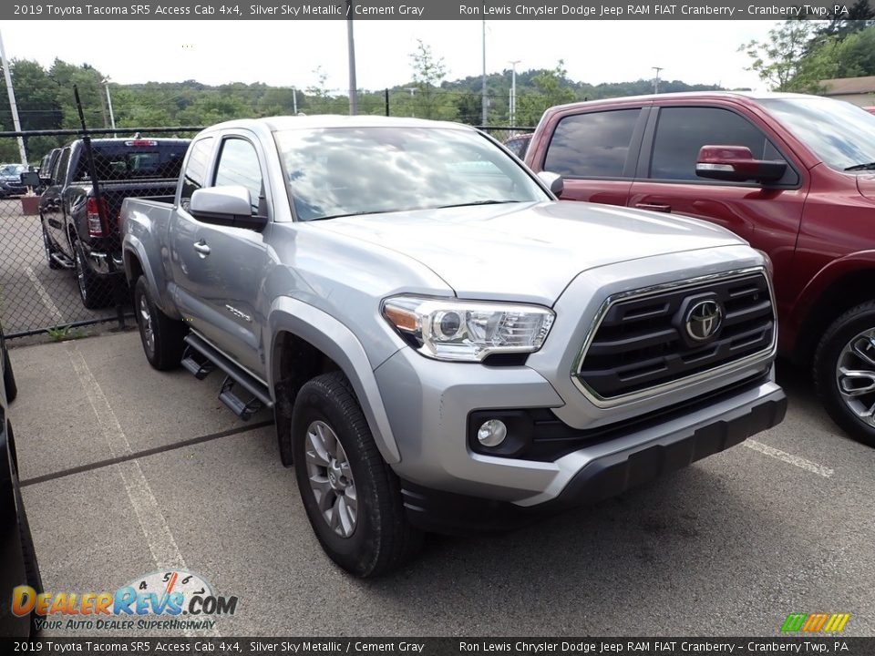 2019 Toyota Tacoma SR5 Access Cab 4x4 Silver Sky Metallic / Cement Gray Photo #3