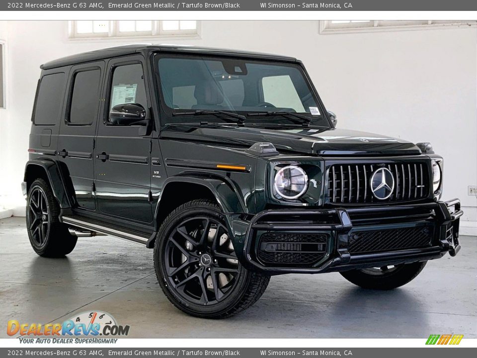 Front 3/4 View of 2022 Mercedes-Benz G 63 AMG Photo #12