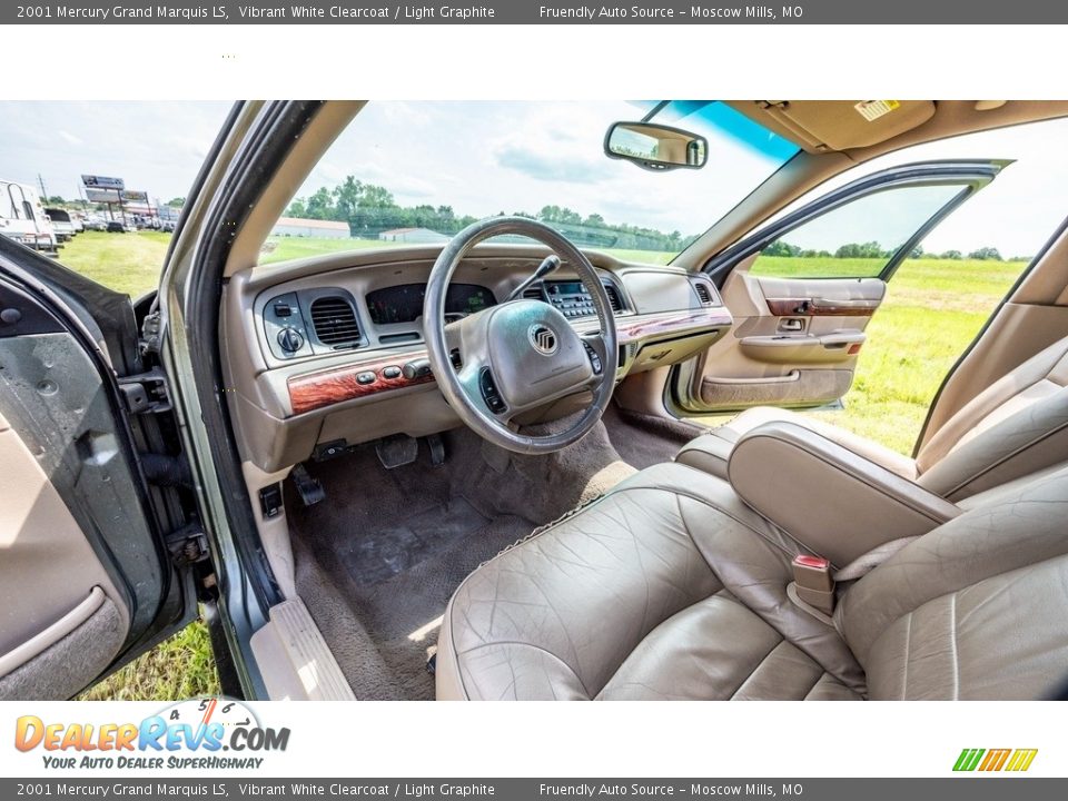 2001 Mercury Grand Marquis LS Vibrant White Clearcoat / Light Graphite Photo #19